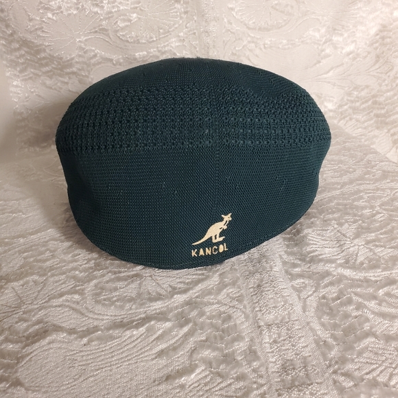 Kangol Tropic 504 Ventair Cap Green Golf Outdoor Streetwear Embroidered Unisex - Picture 1 of 6
